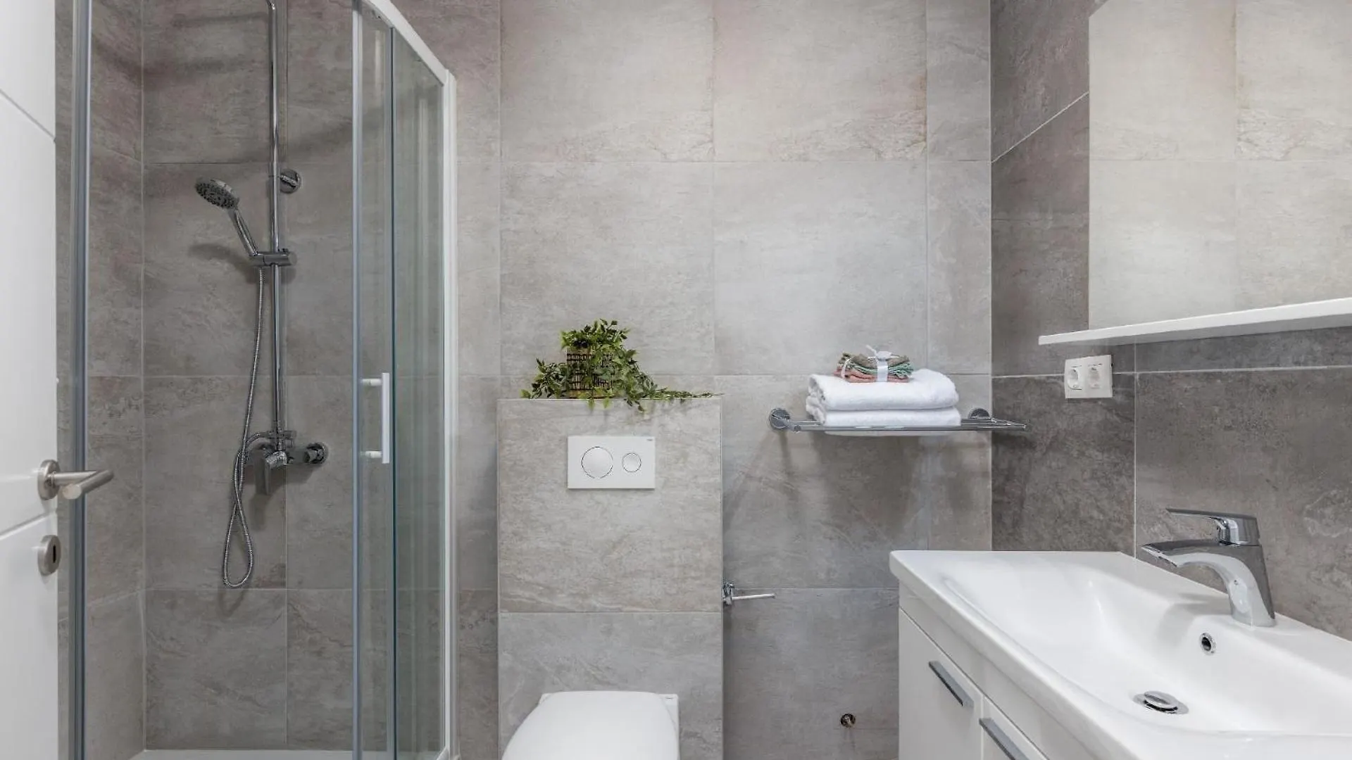 Wunderschoene Wohnung In Crikvenica Mit Schoener Terrasse