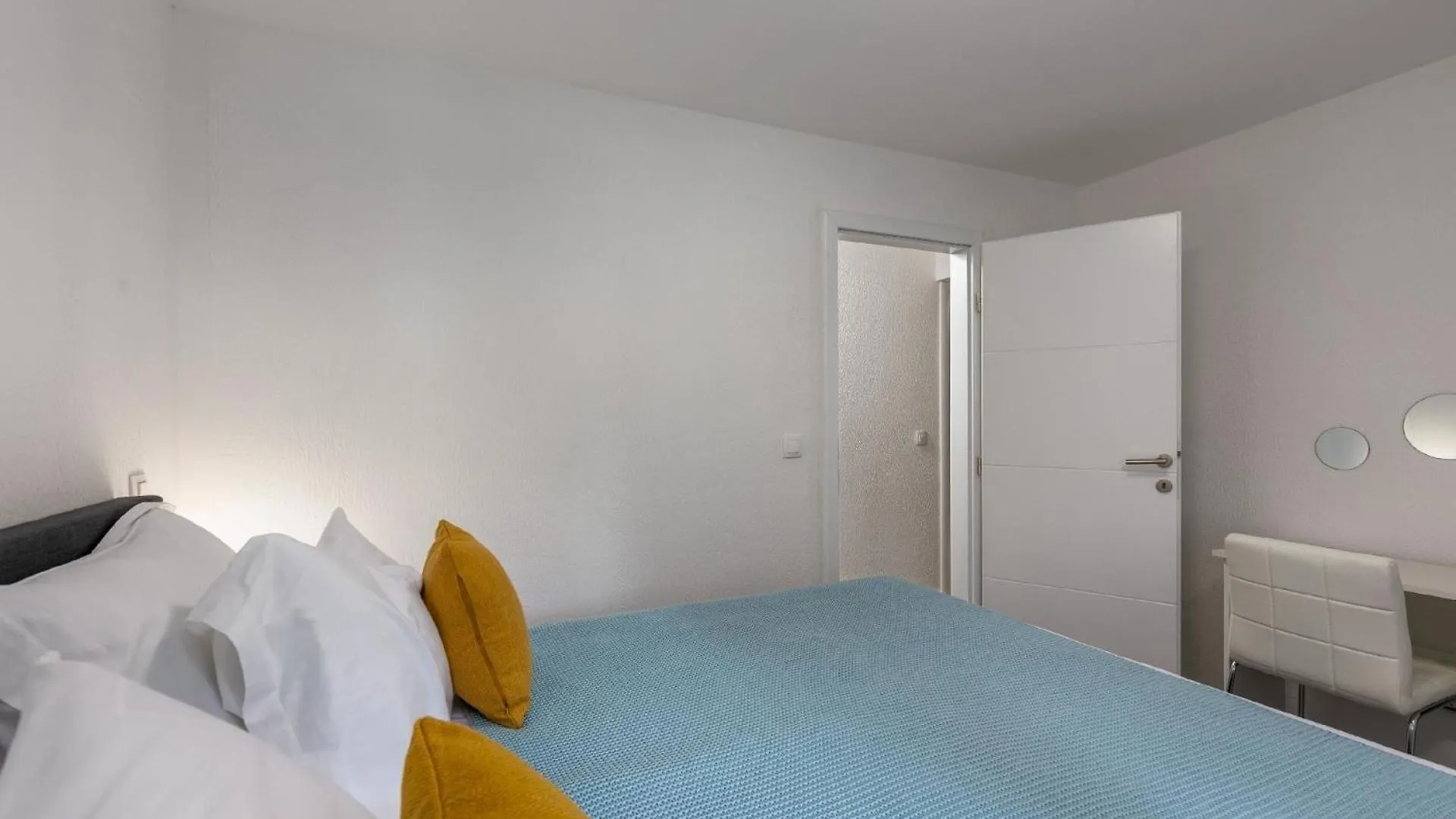 Wunderschoene Wohnung In Crikvenica Mit Schoener Terrasse 0*,  Chorwacja