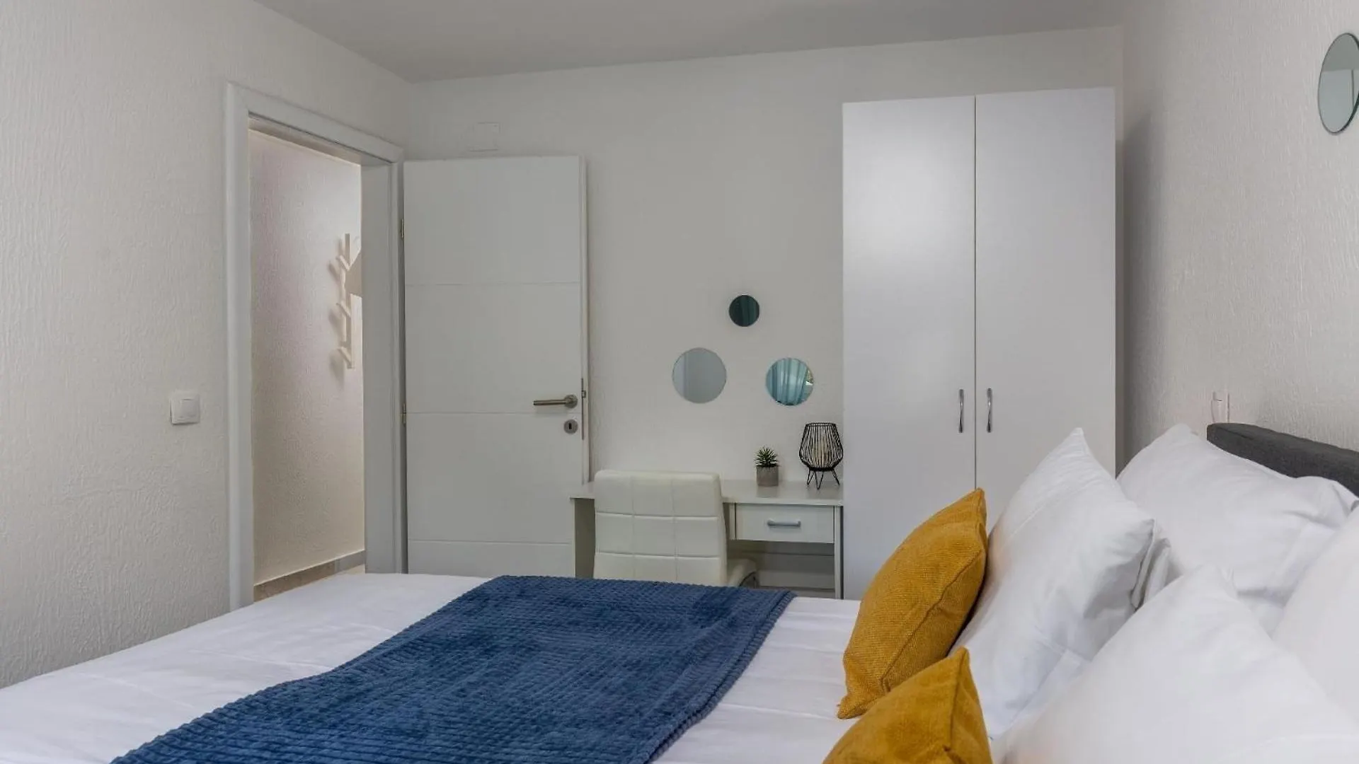 Wunderschoene Wohnung In Crikvenica Mit Schoener Terrasse