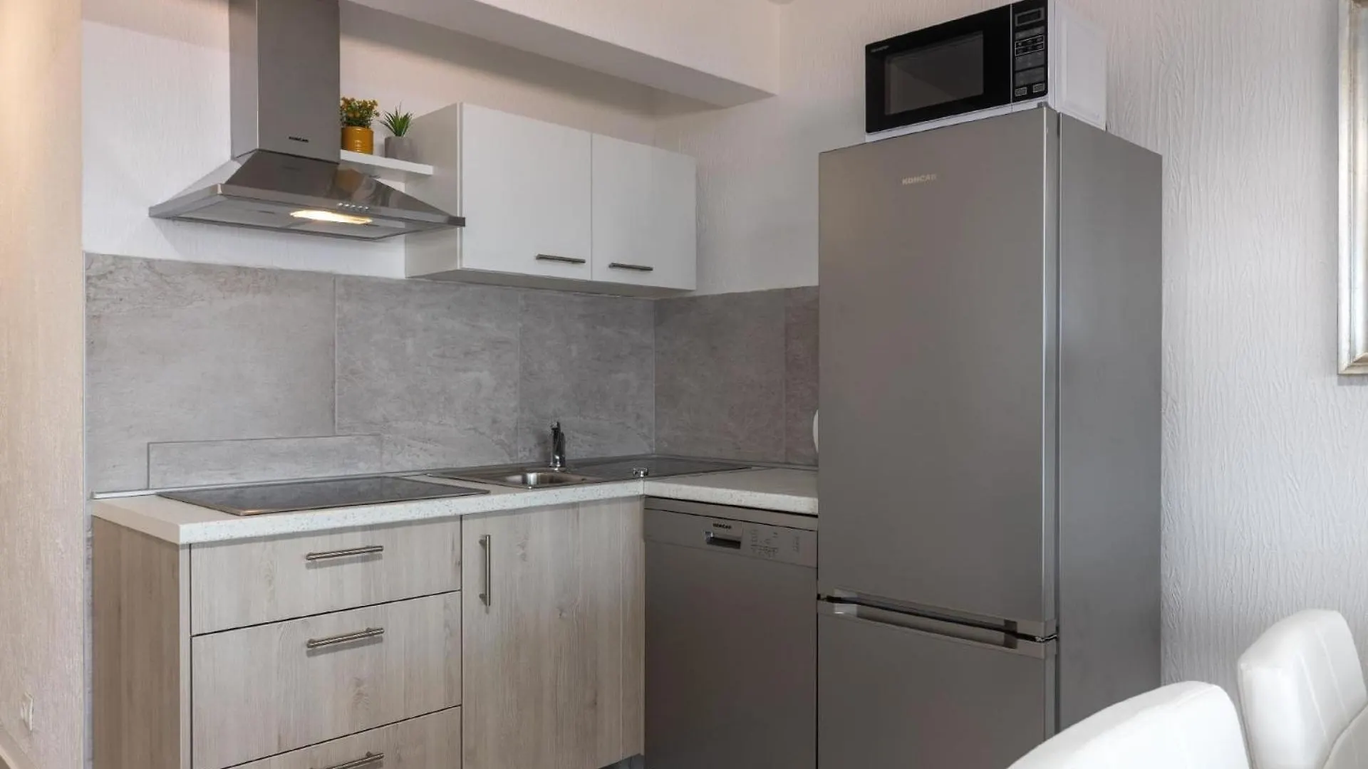 Wunderschoene Wohnung In Crikvenica Mit Schoener Terrasse